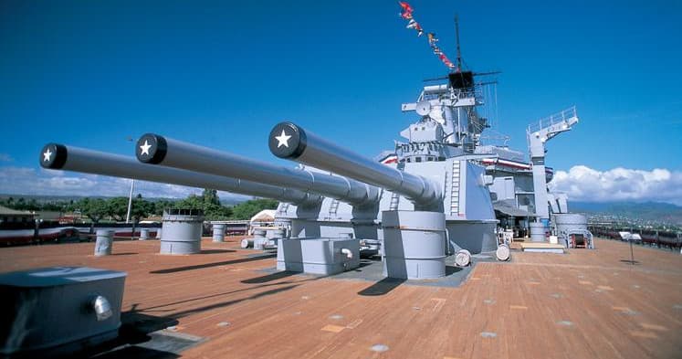 Pearl Harbor Remembered B Tour from Waikiki, Honolulu