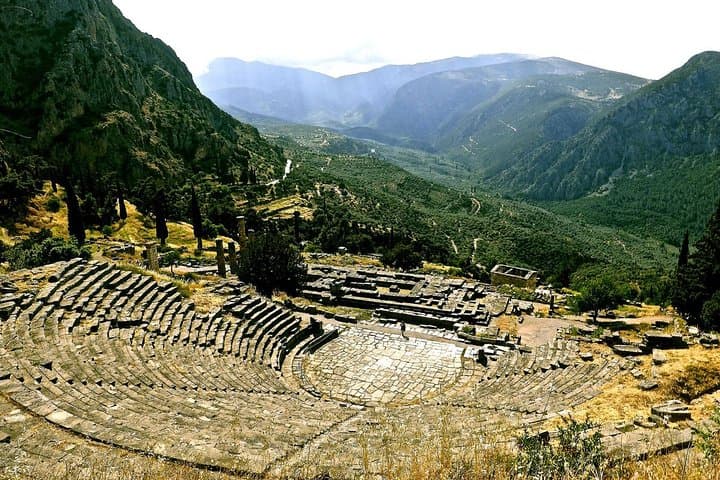 Private 3-Day Delphi, Meteora & Thermopylae Tour from Athens photo 3