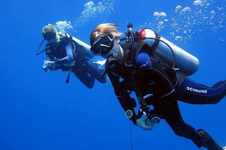 Rescue Diver and EFR Course on Koh Chang — Advanced Rescue Diver Training & First Aid photo 5