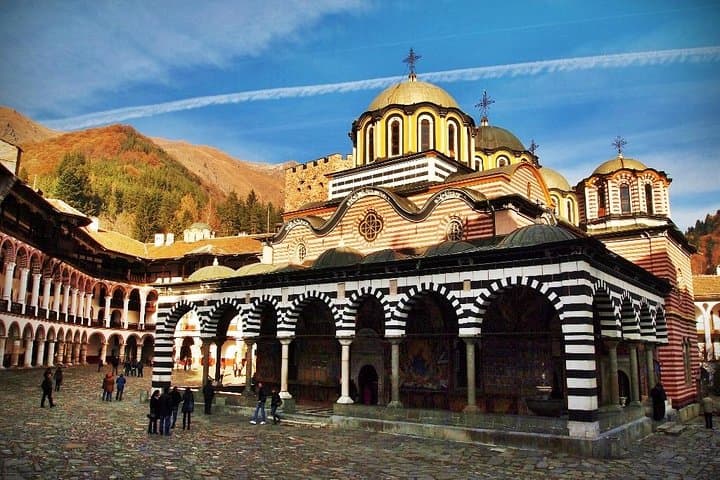 Skopje-to-Sofia Transfer with Half-Day Rila Monastery Tour