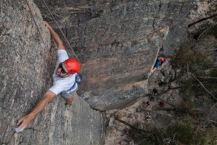 Blue Mountains Weekend Rock Climbing Course from Katoomba for Beginners