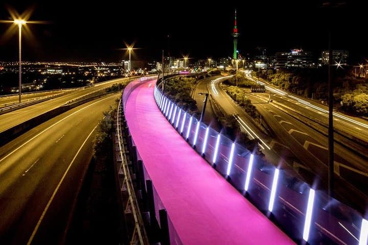 Auckland Night E-Bike Tour: City Lights, Lightpath & Waterfront Rides