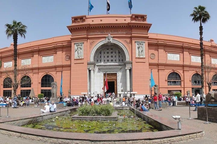 Classic Cairo Day Trip: Pyramids, Sphinx & Egyptian Museum from Alexandria Port photo 2