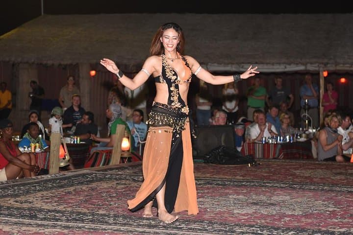 Evening Desert Safari in Abu Dhabi: Dune Bashing, Sandboarding & BBQ photo 2
