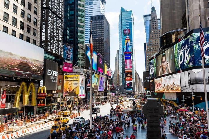 Private Midtown & Times Square Walking Tour — Midtown Manhattan Highlights