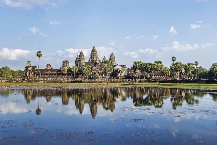 Angkor Wat Experience: Full-Day Private Temple Tour from Siem Reap