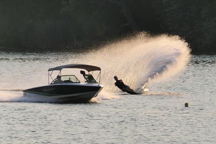 Cebu Water Skiing: Speedboat Tow Lessons Off Mactan