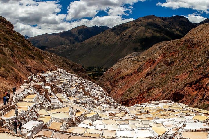 Half-Day Maras & Moray from Cusco: Salt Mines and Inca Terraces