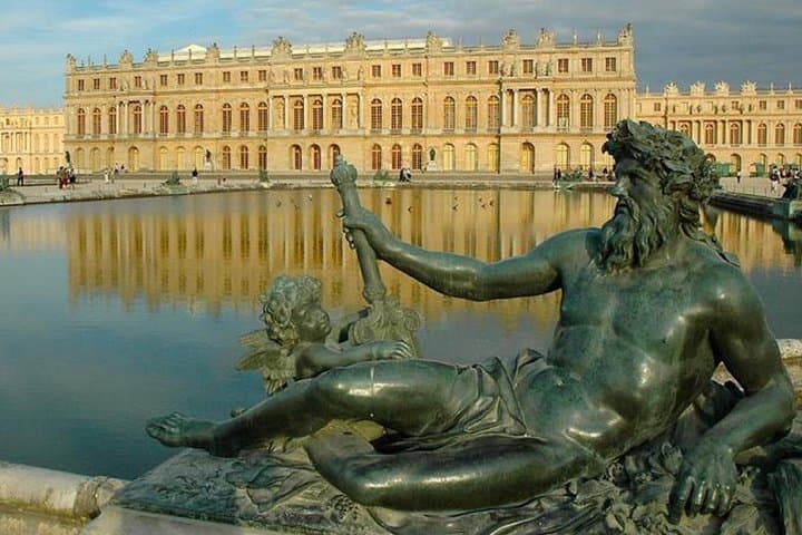 Versailles Day Trip by Train: Palace & Gardens Guided Tour from Paris photo 3
