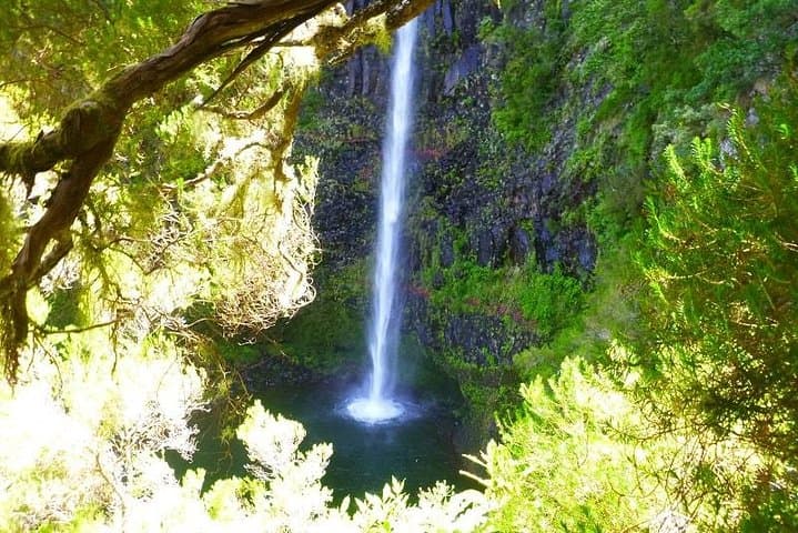 Levada Walk to Lagoa do Vento — Rabaçal Lagoon Hike & Viewpoints