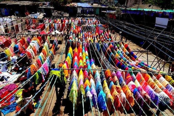 Mumbai Local Train Ride and Dhobi Ghat: Private Half-Day Cultural Tour photo 1