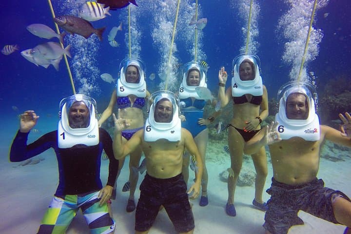 Aquanautas Helmet Diving in San Andrés — Underwater Walk to the Poseidon Statue photo 1