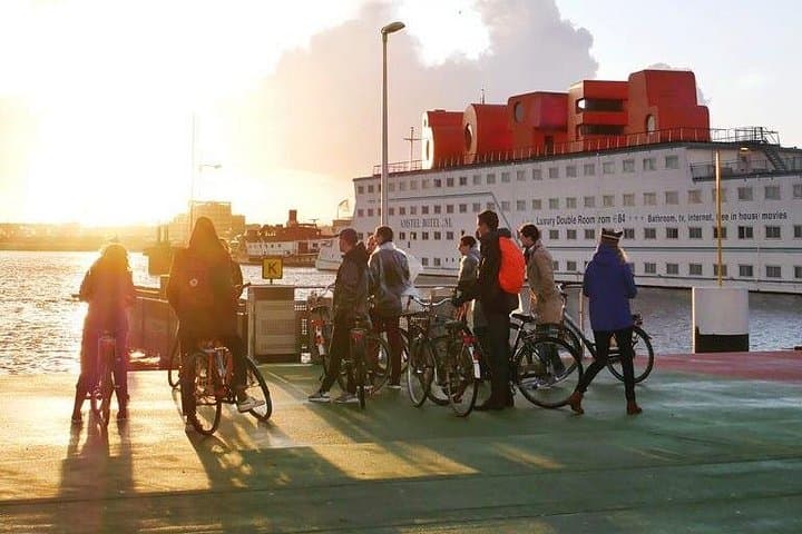 Amsterdam Hidden-Spot Bike Tour: Graffiti, Canals & Magnet Fishing photo 2