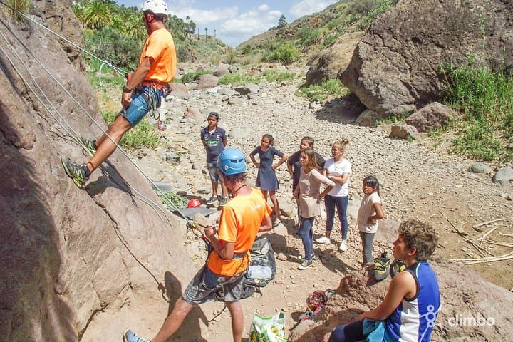 Gran Canaria Rock Climbing: Half-Day Guided Climbs at La Sorrueda photo 4