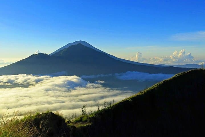 Mount Batur Sunrise Trek: Volcano Summit Breakfast & Bali Panorama photo 2