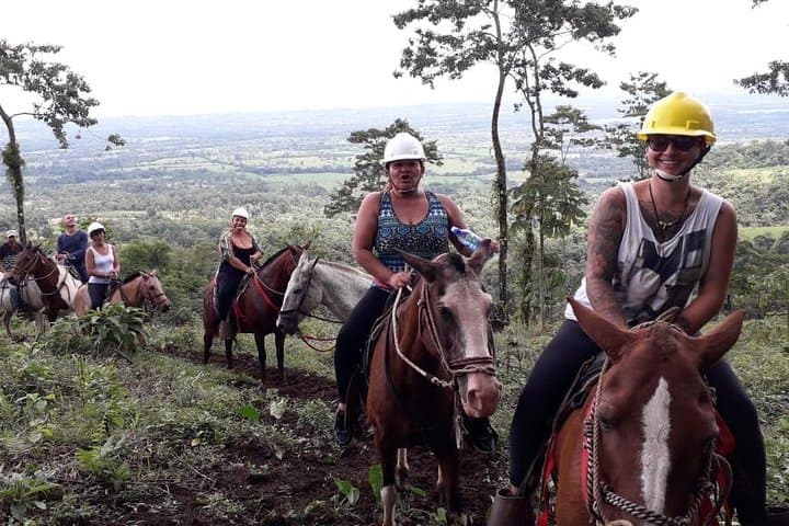 Horseback to Rio Celeste: Romantic Ride to the Blue Hideaway photo 6