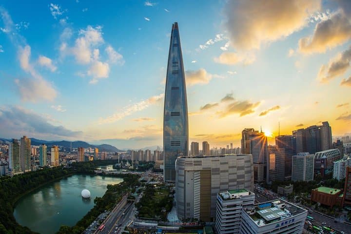 Seoul Personalized Private Tours with Local Hosts: 8-Hour Custom Walking Experience