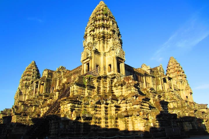 Angkor Wat Full-Day Temples Tour with Angkor Pass & Lunch photo 2