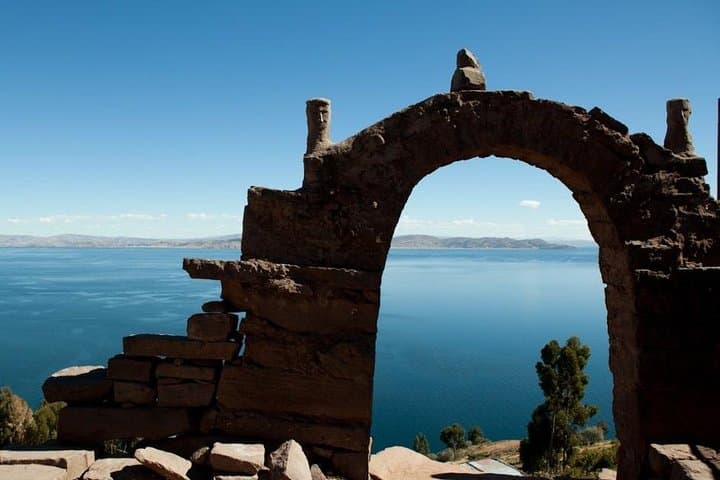 Explore Lake Titicaca: Uros Floating Islands & Taquile Full-Day from Puno photo 2