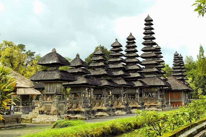 Private Full-Day Bali UNESCO Tour: Jatiluwih, Ulun Danu & Tanah Lot photo 5