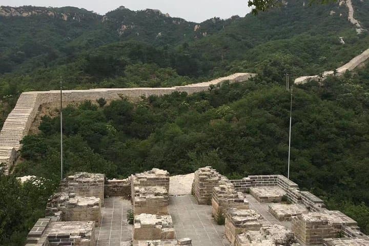 Private Hike: Authentic Great Wall and Ming Tombs Day Tour from Beijing