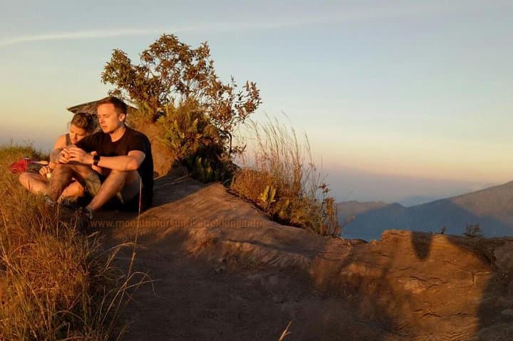 Mount Batur Sunset Trek: Volcano Summit Hike with Lakeside Lunch