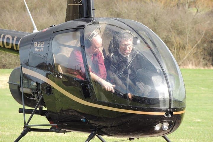 Redhill Helicopter Explorer Lesson: Hands-On 45-Minute Trial Flight Over Surrey photo 5