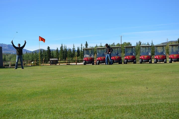 Golfing on the Alaskan Tundra: Black Diamond’s Rugged 9-Hole Course Experience photo 2