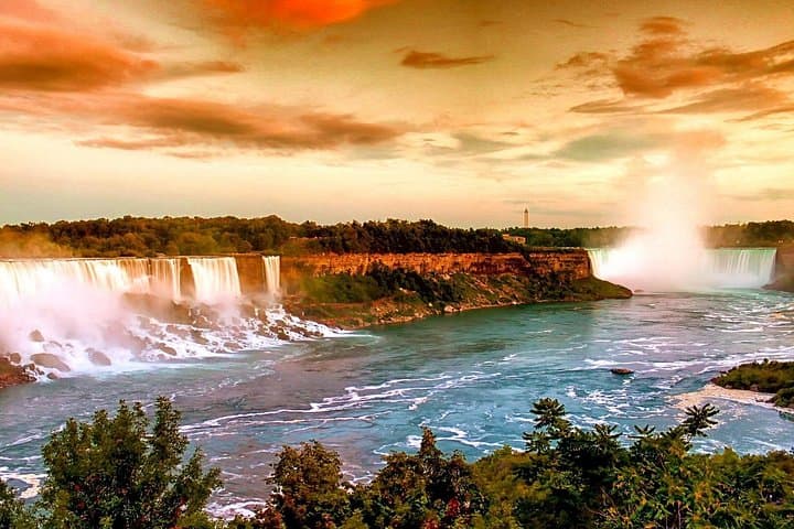 Toronto to Niagara Falls Day Tour: Boat Cruise, Whirlpool & Maple Tasting photo 4