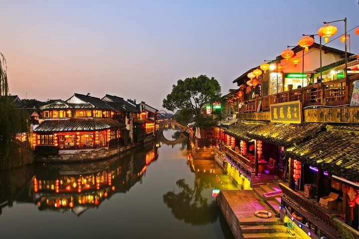 Moonlit Xitang: Private Night Tour from Shanghai photo 4