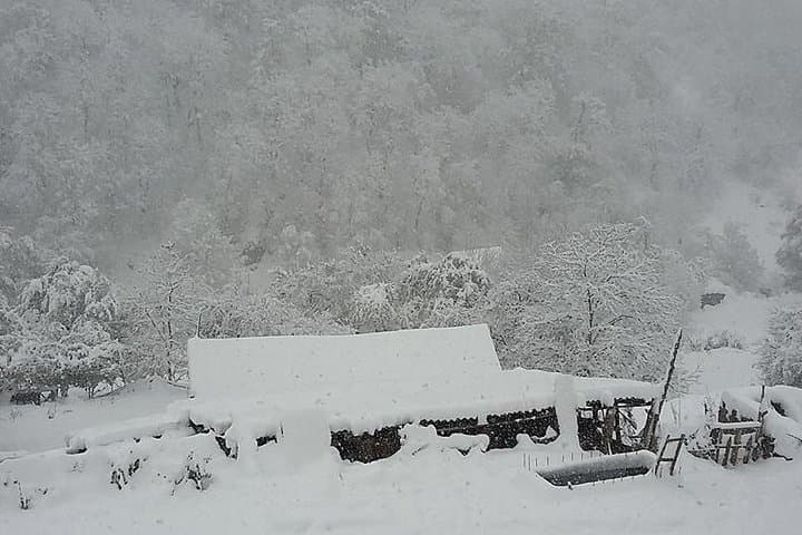 Winter Jeep Tour from Yerevan to Kalavan: Lake Sevan & Goshavank Monastery photo 2