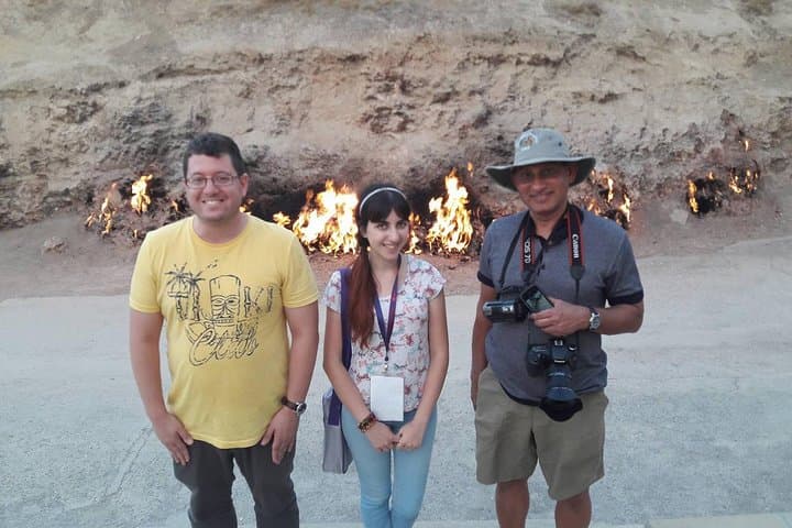 Ateshgah and Yanar Dag: Baku's Eternal Flames Tour photo 2