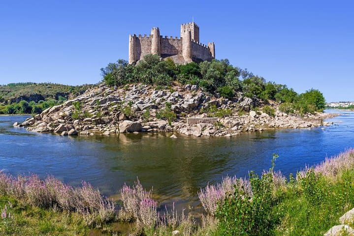 Tomar & Almourol Castle Private Day Tour from Lisbon — Knights Templar Route photo 2