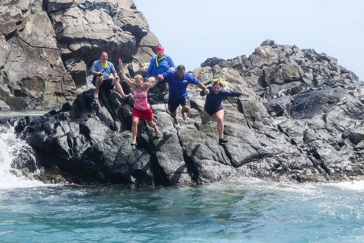 Jeep Tour to Aruba’s Natural Pool, Indian Caves & Baby Beach photo 3