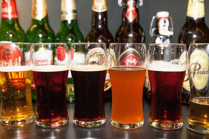 Prague Czech Beer Tasting: Guided 7-Beer Flight with Cheese & Crackers photo 5