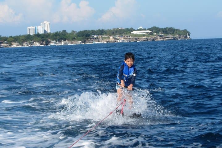Cebu Water Skiing: Speedboat Tow Lessons Off Mactan photo 4