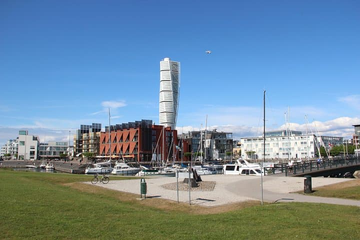 Green Malmö: Private Sustainability Tour of Västra Hamnen and Hyllie photo 4