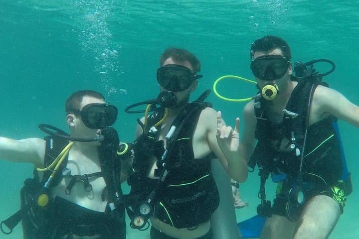 Discover Scuba Diving at Jumeirah Beach — Introductory PADI Experience in Dubai photo 4