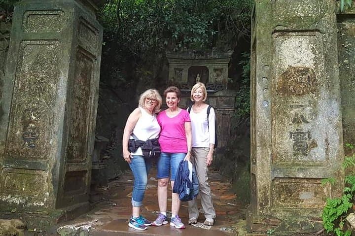 Golden Bridge, Marble Mountains & Lady Buddha Shore Excursion from Tien Sa or Chan May Port photo 5