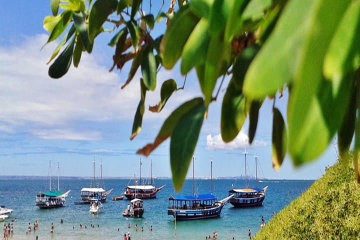 Salvador Islands Boat Trip: Itaparica & Frades Day Cruise with Lunch