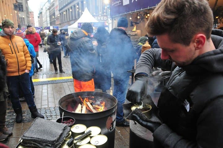 Beijing Hutong Street Food Walking Tour — Private Tasting & Bizarre Eats photo 3
