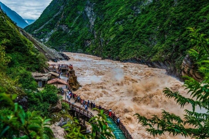 Private Lijiang Day Trip: Upper Tiger Leaping Gorge & Black Dragon Pool photo 6