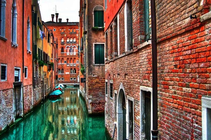 Skip-the-Line Venice: Private Tour of St. Mark's Basilica & Doge's Palace photo 6