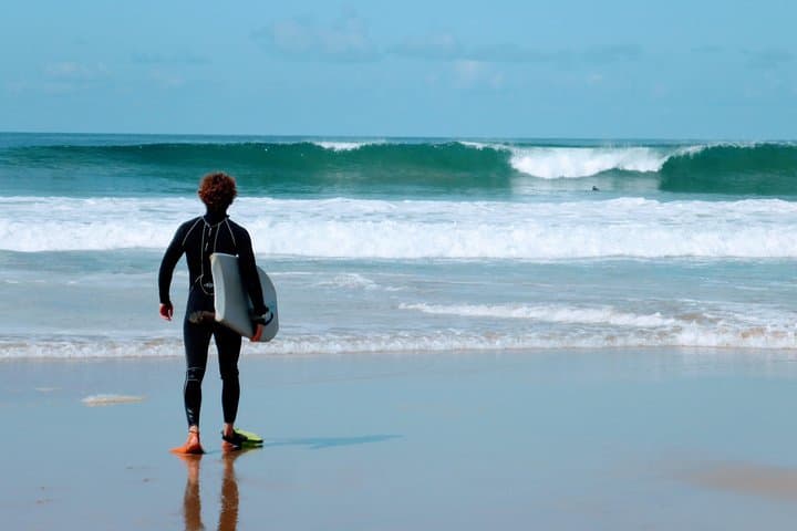 Lisbon Bodyboard Adventure: Ride Costa da Caparica's Atlantic Waves photo 2