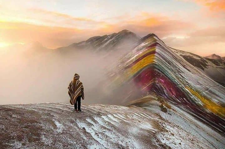 Rainbow Mountain Trek to Vinicunca: High-Altitude Hike Near Cusco