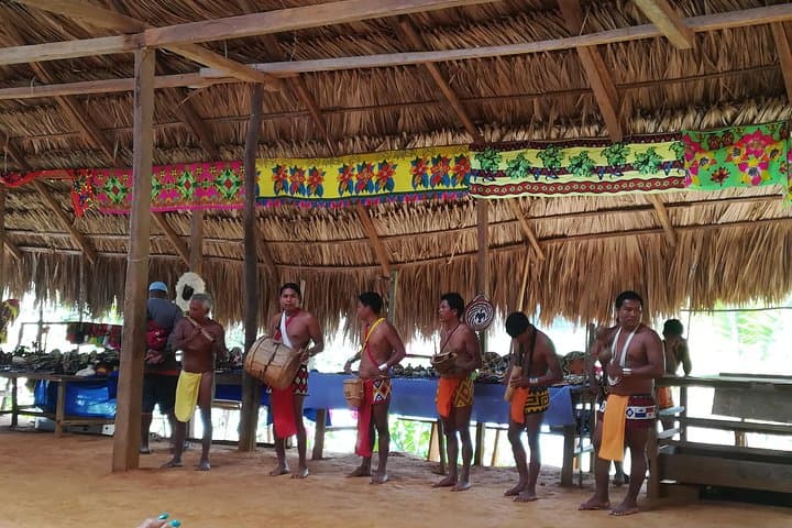 Emberá Village Waterfall Hike and Cultural Visit from Panama City photo 2
