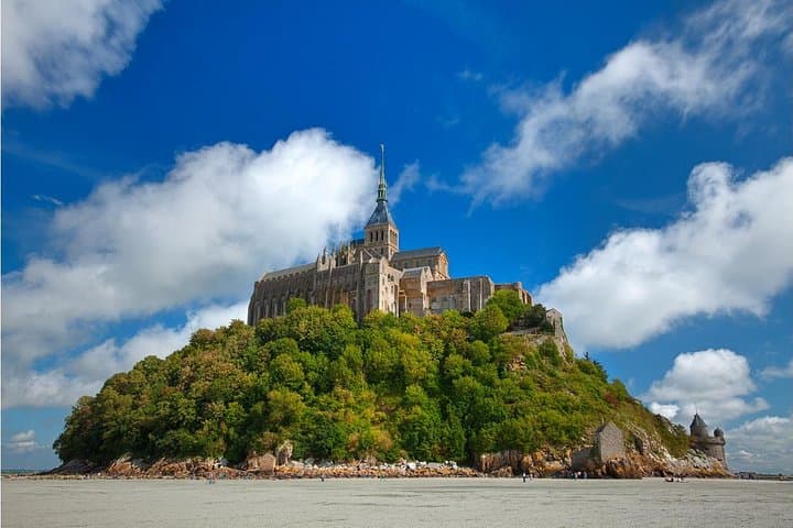 Private Shuttle from Caen to Mont‑Saint‑Michel: Efficient Access to the Tidal Island photo 2