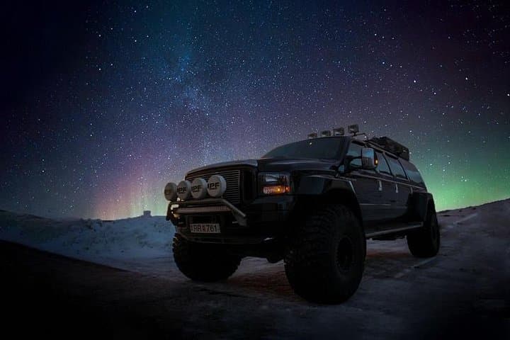 Private Super Jeep Northern Lights Hunt from Reykjavik photo 2