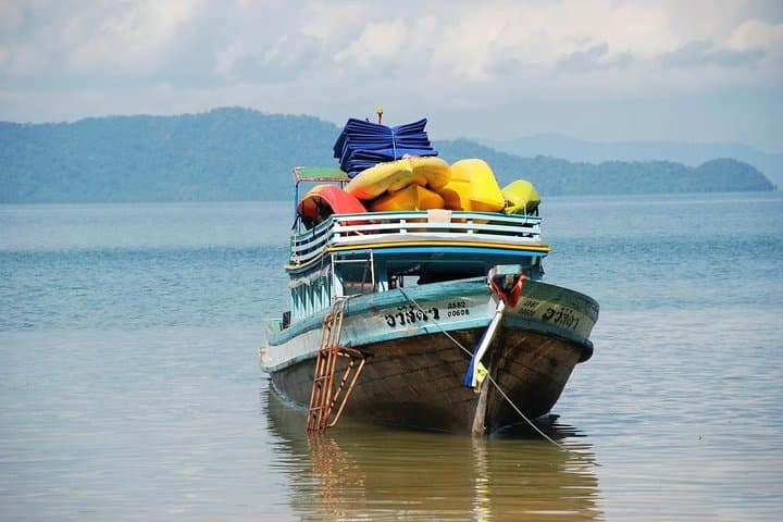 Phang Nga Bay Day Trip: Sea Kayaking Hong, Koh Yao Yai & Panak with John Gray photo 4