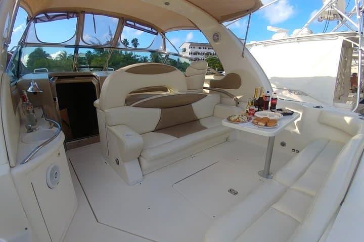 Private Cancun Yacht Charter to Isla Mujeres with Snorkeling photo 5